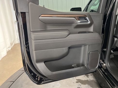 New 2026 Chevrolet Silverado 1500 LT image 17