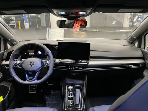 New 2026 Volkswagen Golf image 7
