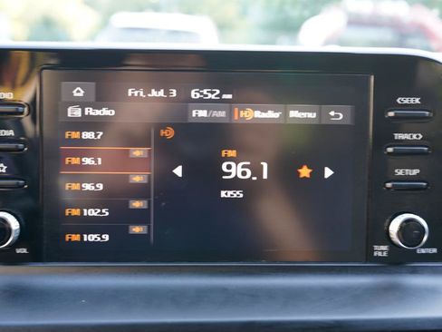 Used 2024 Kia Seltos LX AWD/4WD image 75