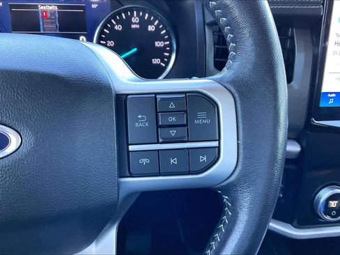 Used 2024 Ford Expedition Max XLT image 23