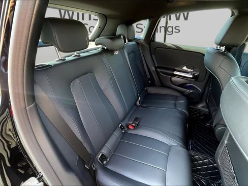Used 2024 Mercedes-Benz GLA 250 4MATIC image 25