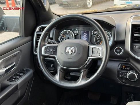 Used 2022 RAM 1500 Big Horn AWD/4WD image 16