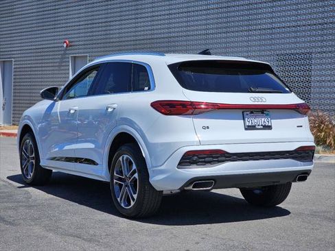 Used 2025 Audi Q5 Premium w/ Convenience Package AWD/4WD image 9