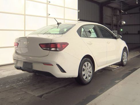 Used 2022 Kia Rio LX image 4
