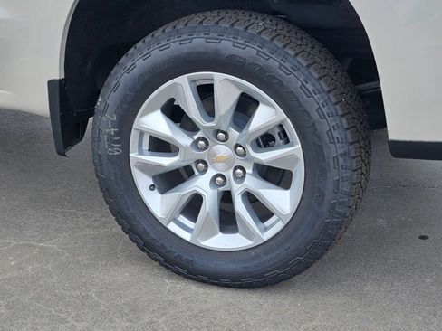 New 2026 Chevrolet Silverado 1500 Custom w/ LPO, Dark Essentials Package RWD image 10