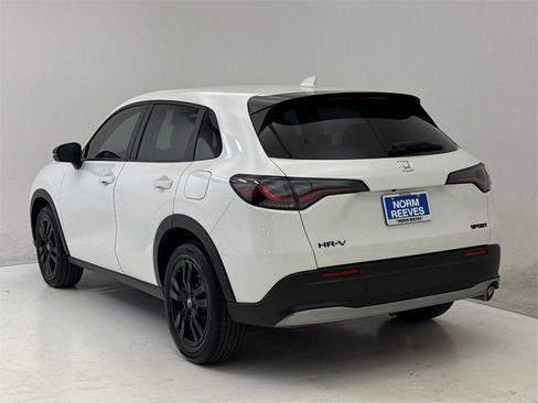 Certified 2026 Honda HR-V Sport image 8