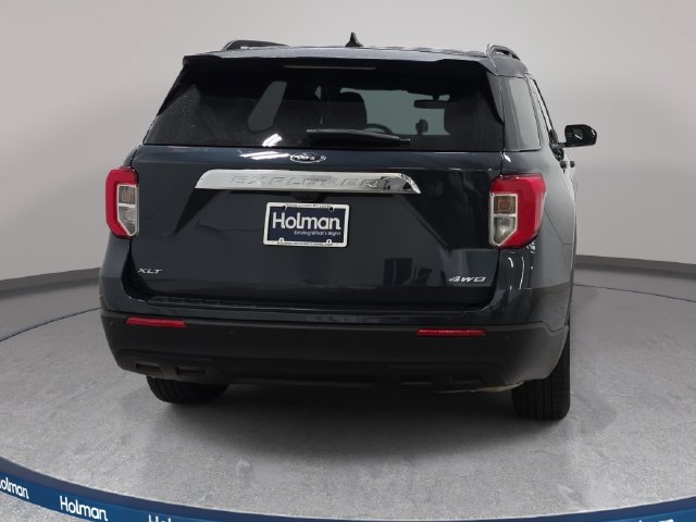 Used 2023 Ford Explorer XLT AWD/4WD image 7
