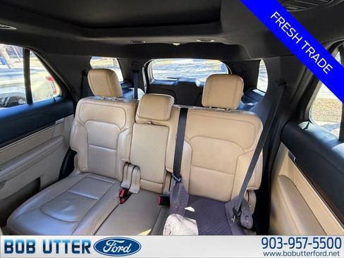 Used 2017 Ford Explorer Limited w/ Class II Trailer Tow Package AWD/4WD image 7