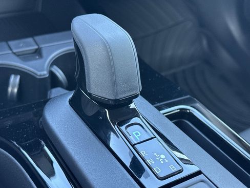 Certified 2025 Toyota Prius LE image 26