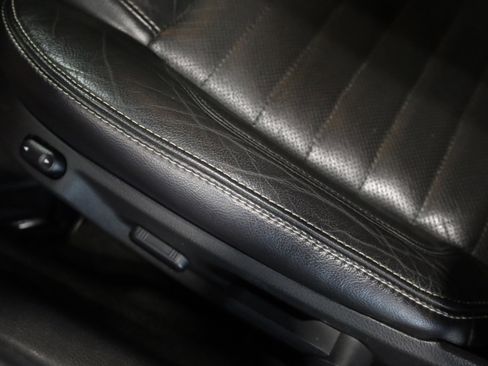 Used 2014 Ford Mustang GT Premium image 18