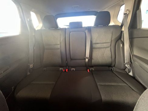 Used 2025 Nissan Rogue SV image 38