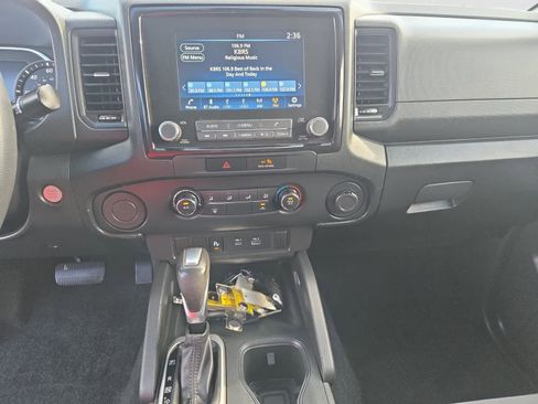 Used 2022 Nissan Frontier S w/ Technology Package image 11