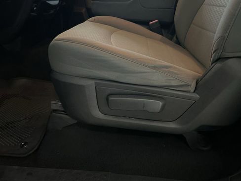 Used 2014 RAM 1500 Express image 31