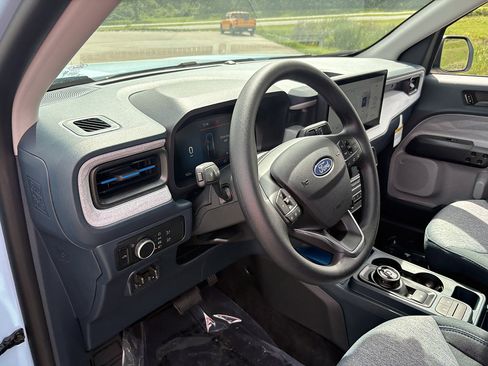 New 2026 Ford Maverick XLT AWD/4WD image 29