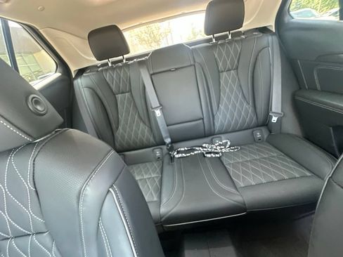 Used 2023 Buick Envision Avenir AWD/4WD image 6