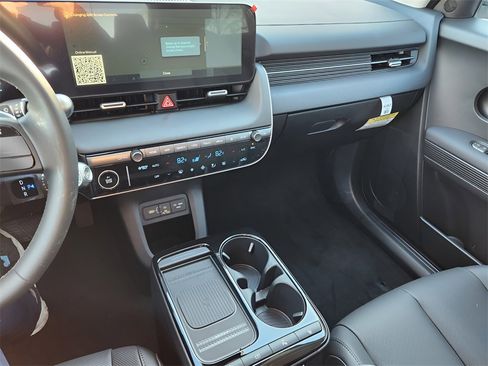 New 2026 Hyundai Ioniq 5 SEL image 17