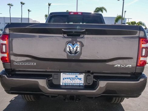 Used 2024 RAM 2500 Laramie w/ Safety Group image 8