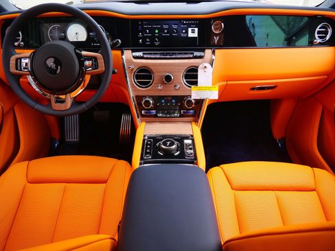 New 2026 Rolls-Royce Cullinan image 4