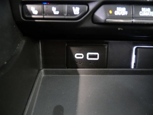 Used 2023 Chevrolet Tahoe High Country AWD/4WD image 25