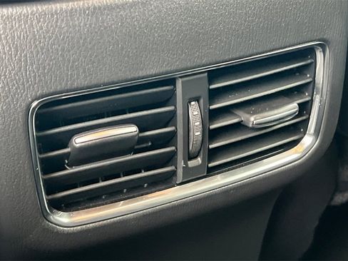 Certified 2025 MAZDA CX-5 AWD 2.5 S w/ Preferred Package image 16