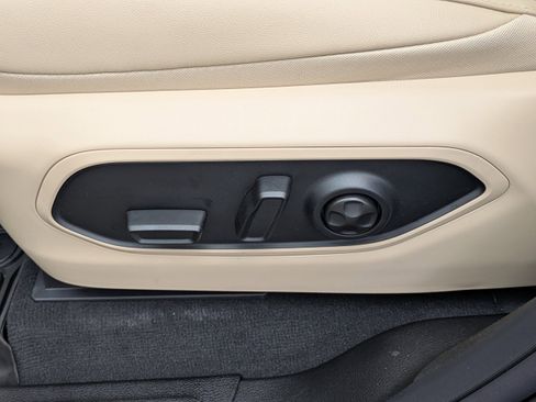 New 2025 Jeep Grand Cherokee L Limited image 22