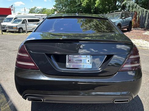 Used 2011 Mercedes-Benz S 550 4MATIC image 6