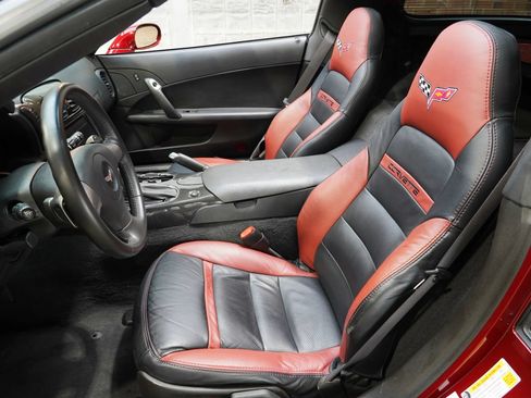 Used 2007 Chevrolet Corvette Coupe RWD image 42