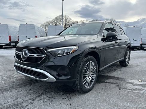 New 2026 Mercedes-Benz GLC 300 4MATIC image 3