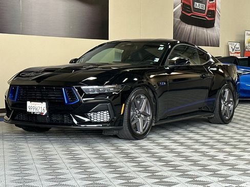 Used 2024 Ford Mustang GT Premium RWD image 8