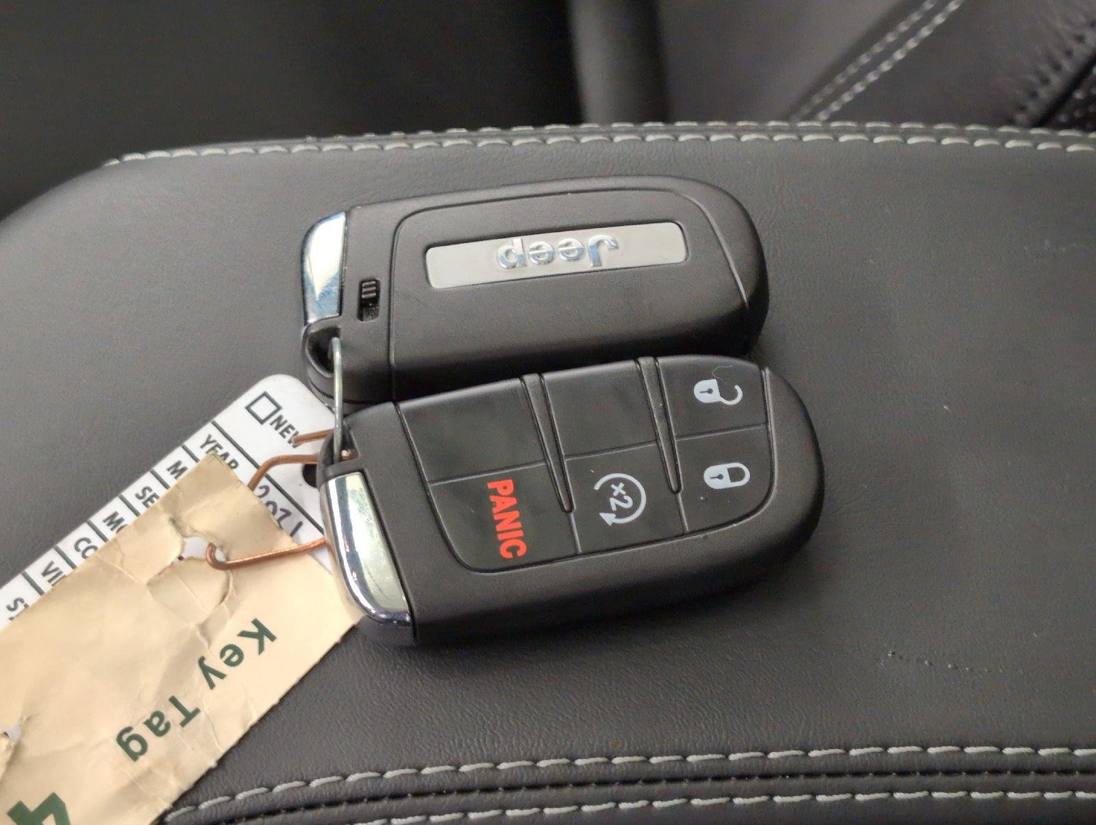 Used 2021 Jeep Renegade Limited w/ Sun & Sound Group AWD/4WD image 27