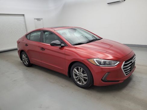 Used 2018 Hyundai Elantra Value Edition FWD image 11