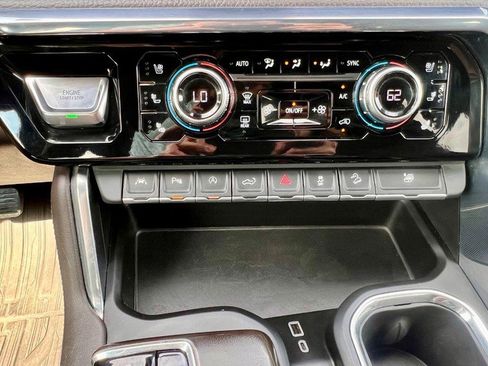 Used 2024 GMC Sierra 1500 Denali w/ Denali Reserve Package image 22