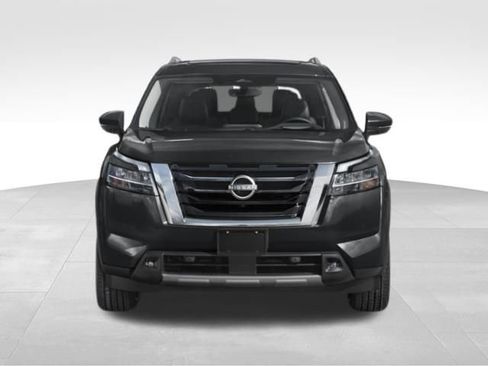 New 2025 Nissan Pathfinder Platinum w/ Cargo Package image 4