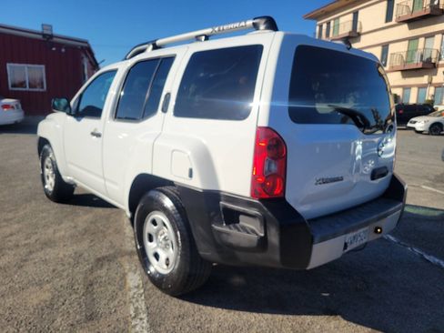 Used 2012 Nissan Xterra X RWD image 3