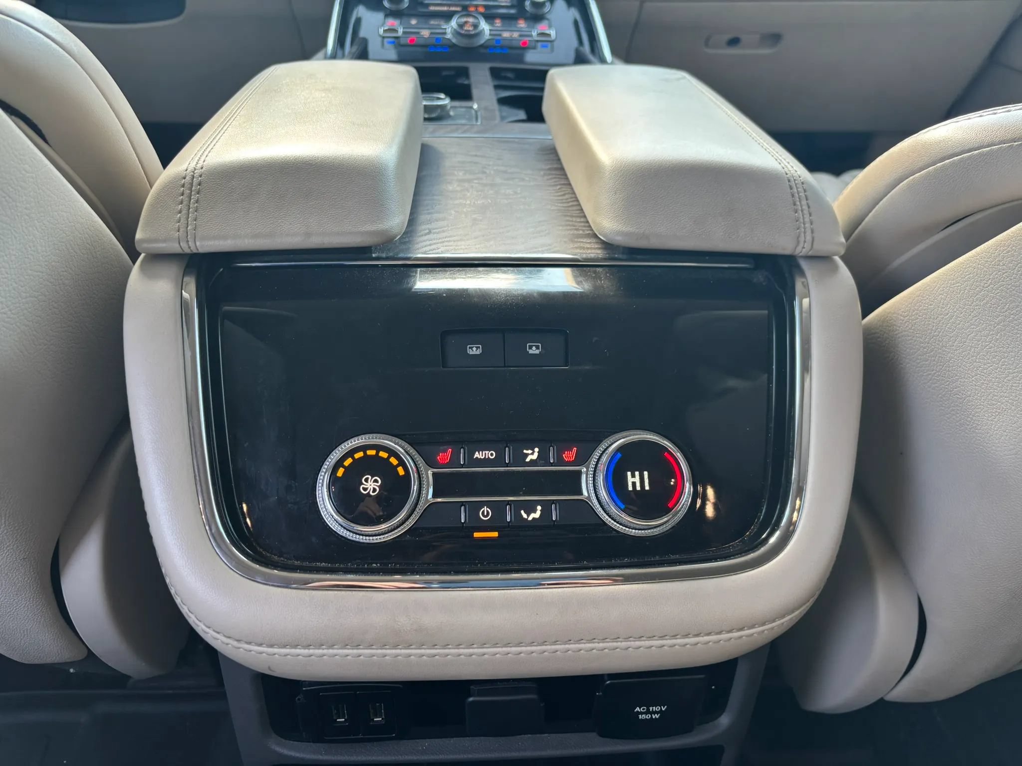 Used 2020 Lincoln Navigator Reserve AWD/4WD image 17