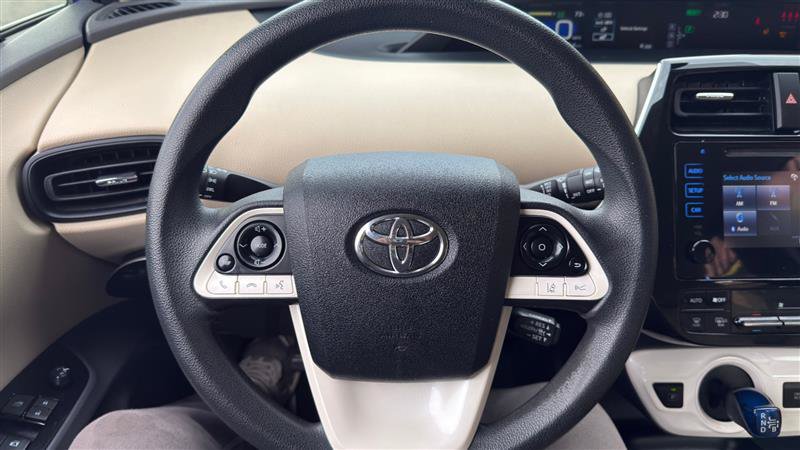 Used 2018 Toyota Prius Two w/ Prius Two Safety Plus Package FWD image 31