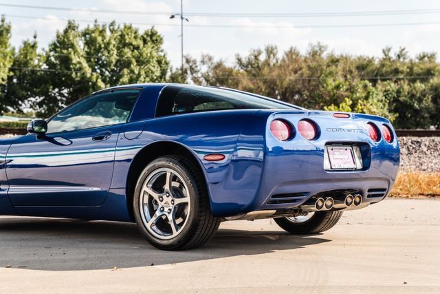 Used 2003 Chevrolet Corvette Coupe w/ Preferred Equipment Group RWD image 51