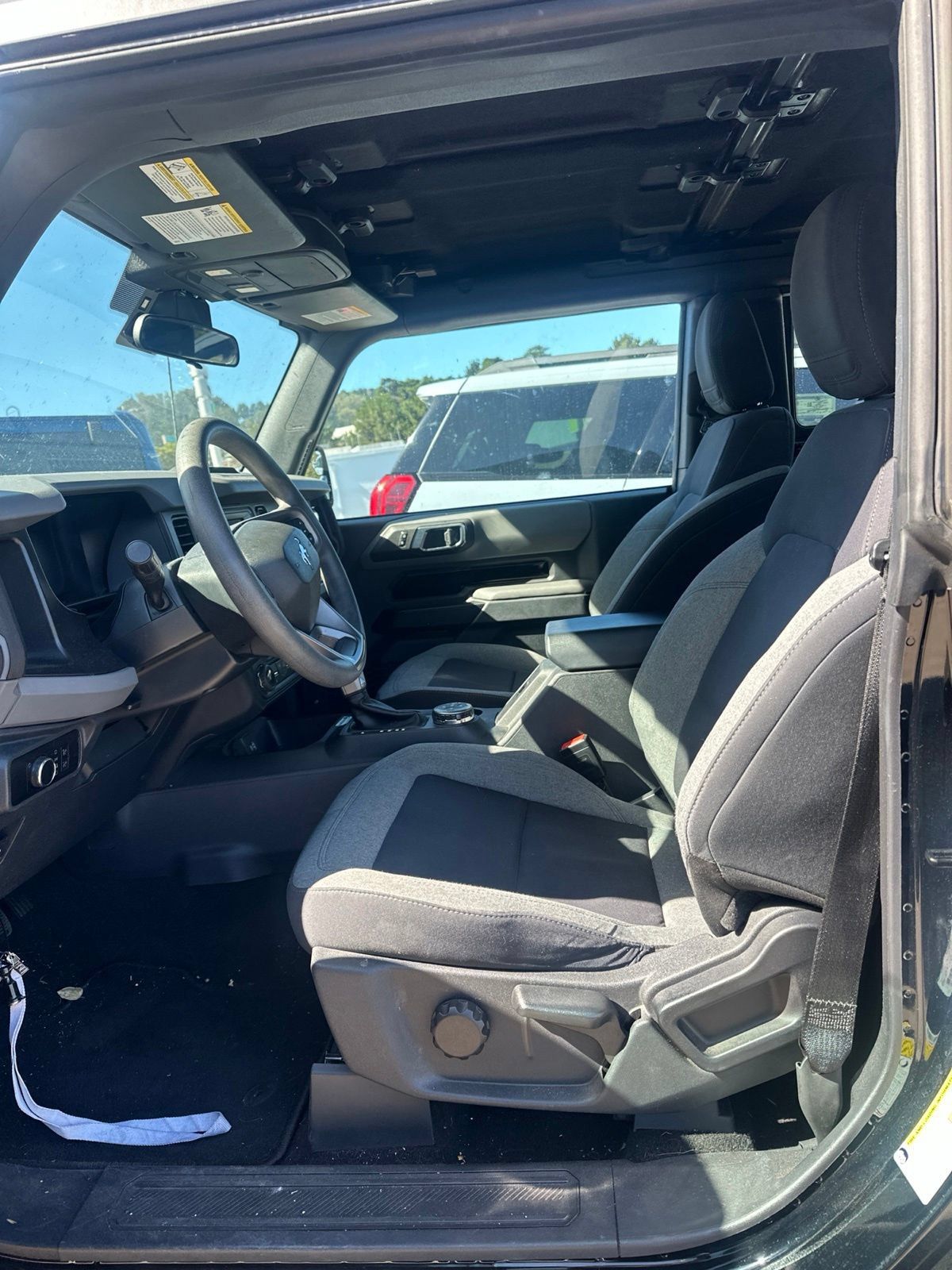 Used 2023 Ford Bronco 2-Door w/ Sasquatch Package AWD/4WD image 13