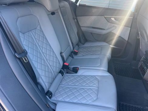 Used 2024 Audi SQ8 Premium Plus image 40