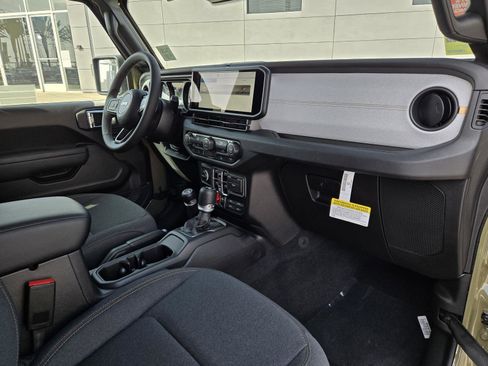 New 2026 Jeep Wrangler Unlimited Sport image 33
