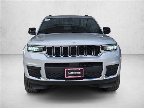 New 2026 Jeep Grand Cherokee L 4WD image 6
