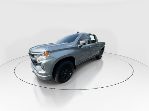 Used 2024 Chevrolet Silverado 1500 RST w/ Protection Package AWD/4WD image 4