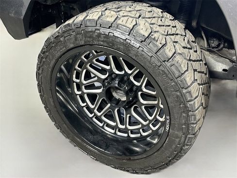 Used 2012 Ford F350 Lariat w/ Chrome Pkg image 25