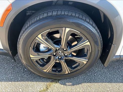 Used 2026 INFINITI QX60 Autograph w/ Dark Cargo Package image 12