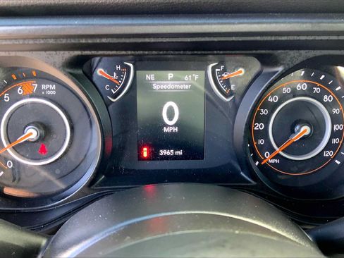 Used 2026 Jeep Wrangler Sport AWD/4WD image 26