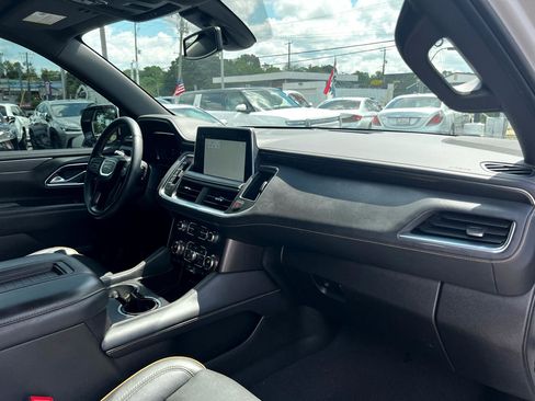 Used 2022 GMC Yukon XL AT4 image 22