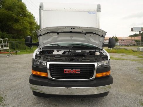 New 2026 GMC Savana 3500 Extended w/ Power Convenience Package RWD image 9