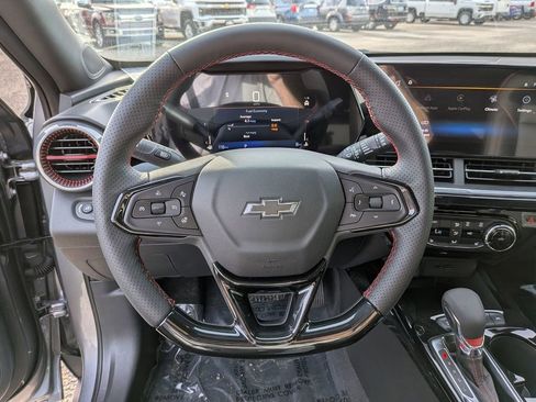 New 2026 Chevrolet Trax RS w/ Sunroof Package FWD image 30