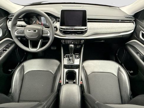 Used 2022 Jeep Compass Latitude FWD image 13