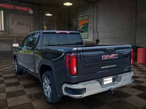 Certified 2025 GMC Sierra 1500 SLT AWD/4WD image 7